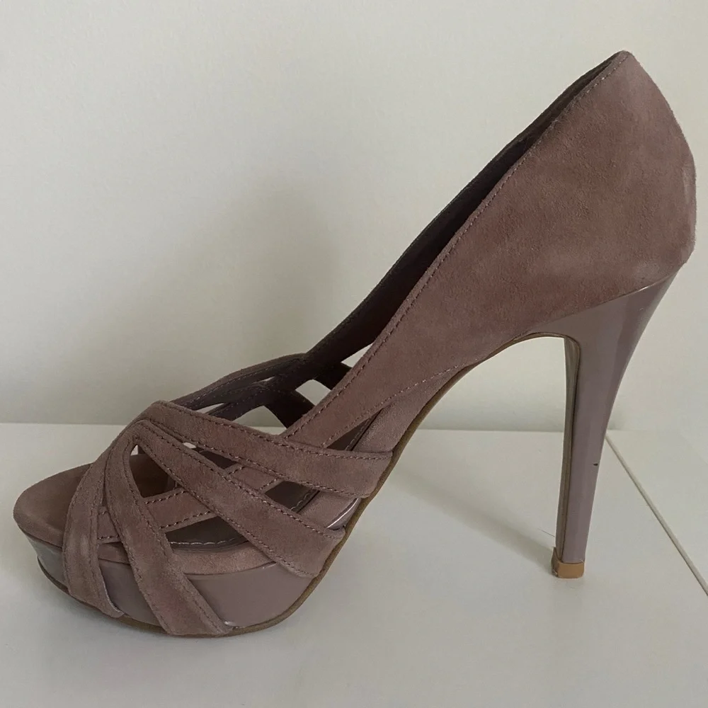 Steve Madden Loyyall Peep Toe Ultra High Heels Size 6.5 Blush Party Sexy Y2K - Picture 5 of 12